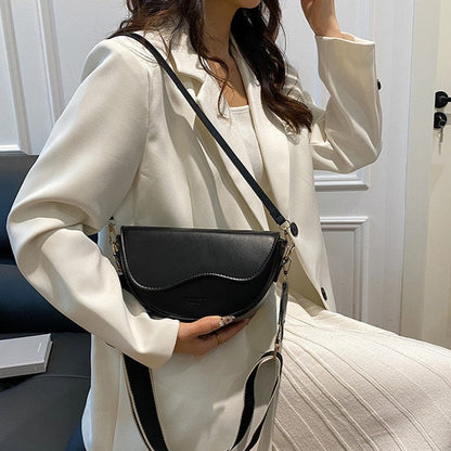 Women’s Vintage Saddle Crossbody Bag – Minimalist Underarm Shoulder Purse