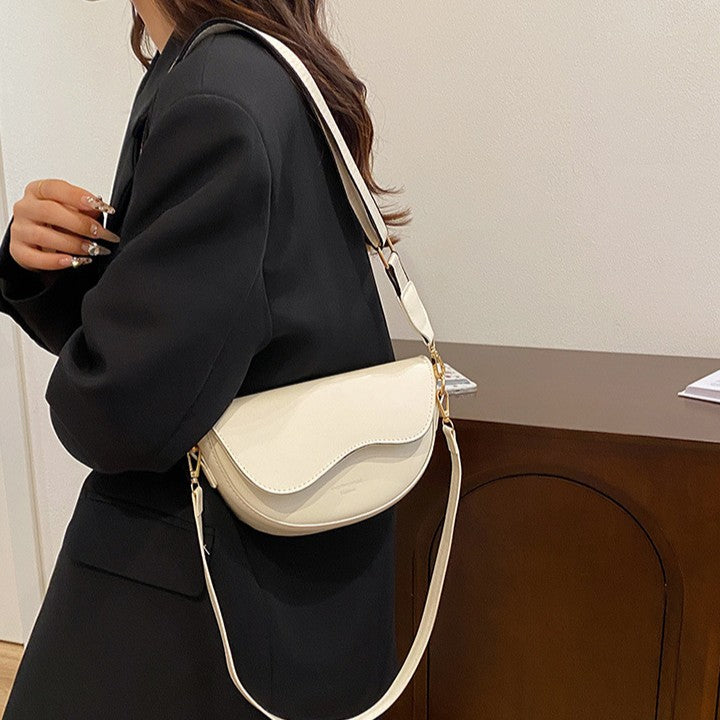 Women’s Vintage Saddle Crossbody Bag – Minimalist Underarm Shoulder Purse