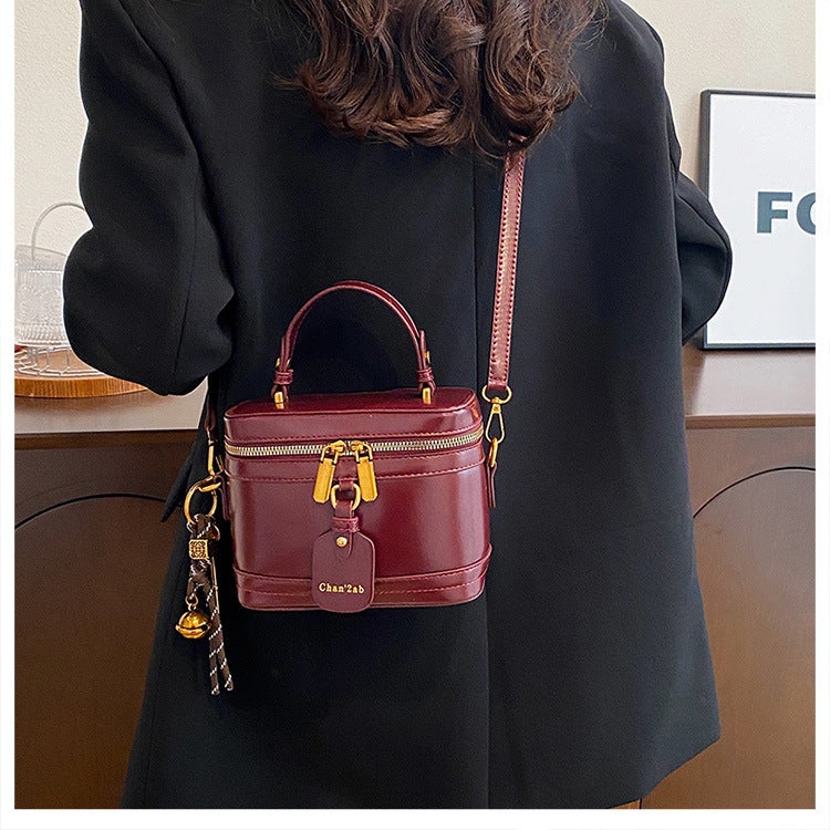 Women’s Premium Vintage Bucket Bag - Retro Chic Top Handle Crossbody Purse for Stylish Casual Use