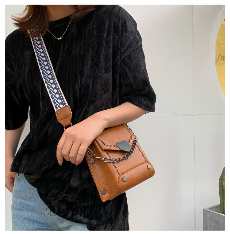 Women's Small Bag Trendy Versatile Textured Crossbody Bag with Wide Shoulder Strap and Fashionable Single Shoulder Small Square Bag