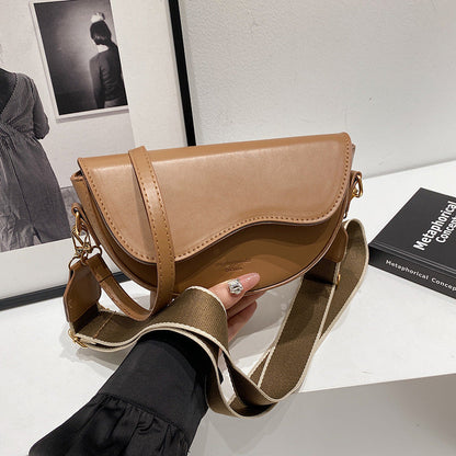 Women’s Vintage Saddle Crossbody Bag – Minimalist Underarm Shoulder Purse