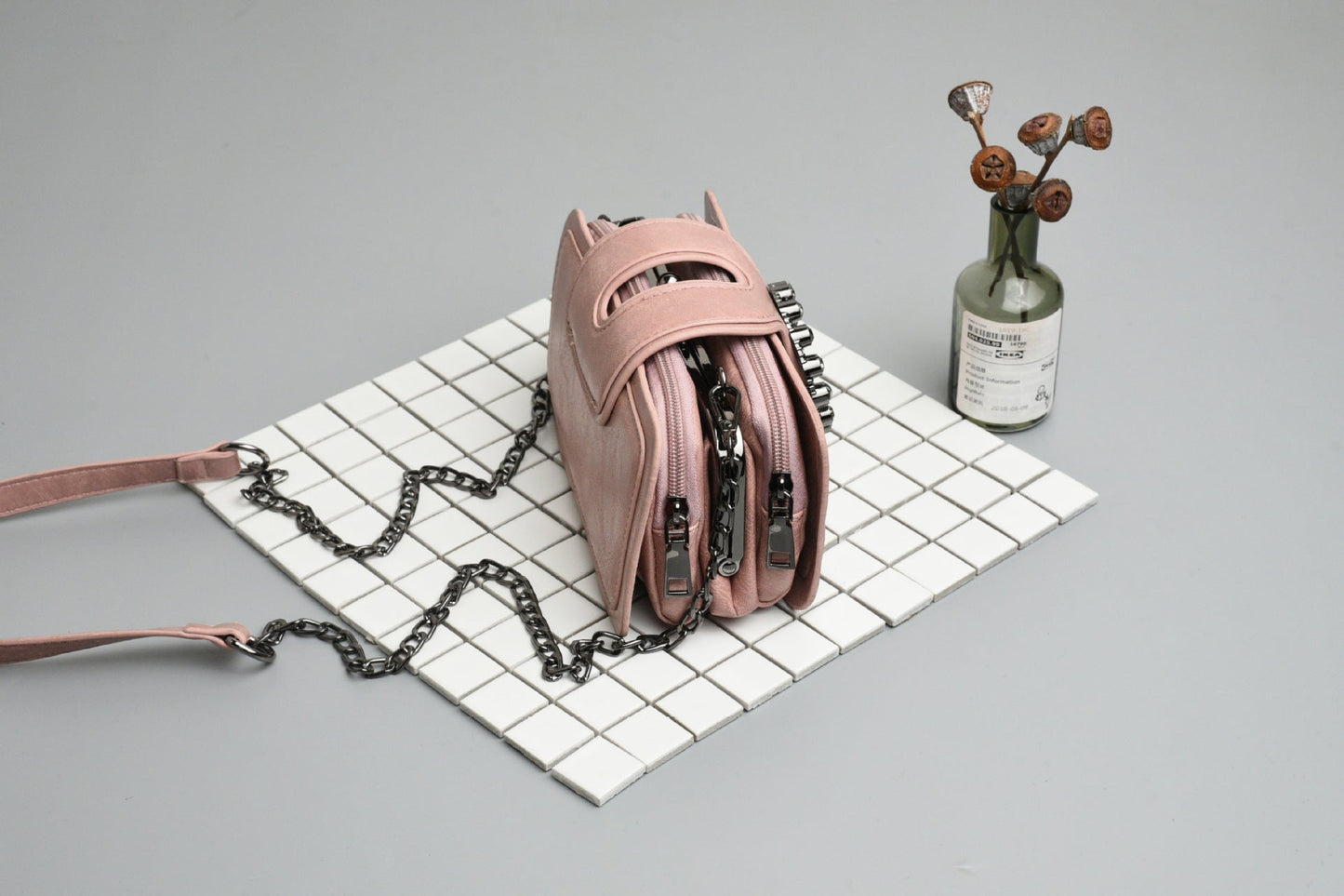 Women’s Vintage Rhinestone Chain Crossbody Bag - Mini Square Purse with Magnetic Closure
